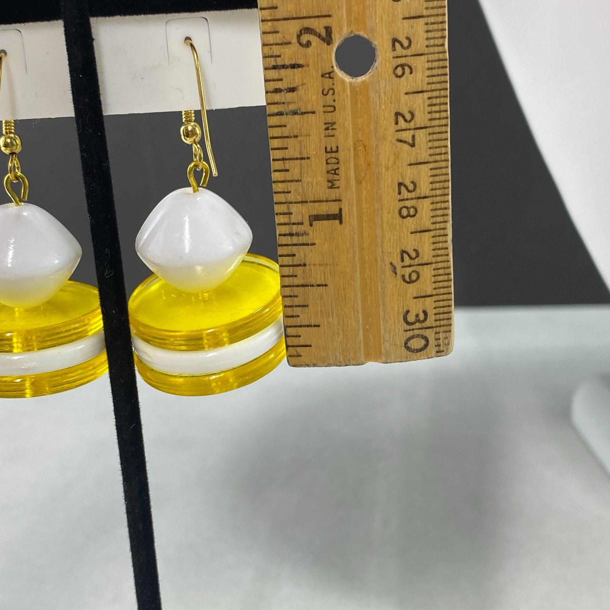 Vintage 90s Necklace & Earrings Set Yellow/White Disc Beads NOS