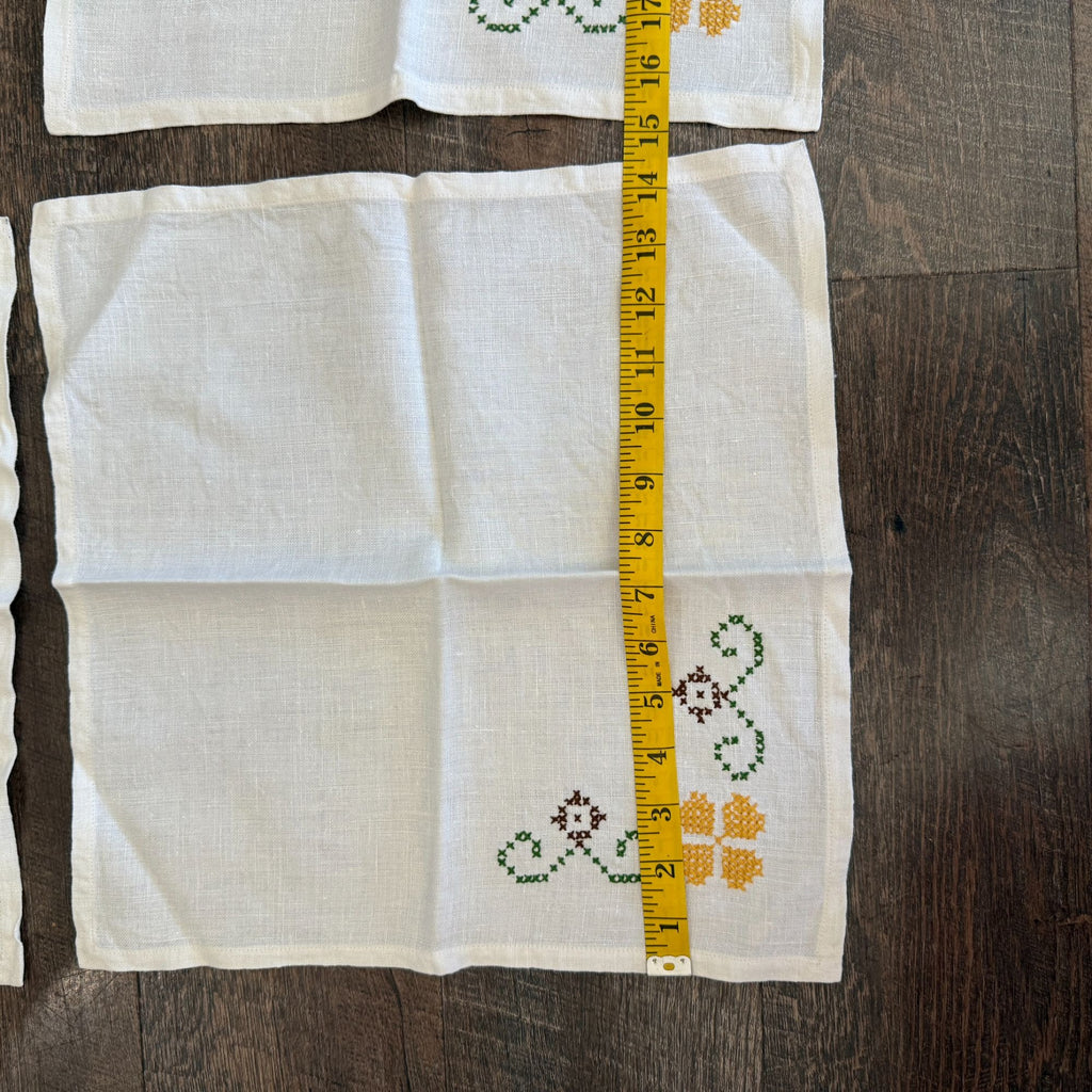 Vintage Cross Stitch Embroidered Tablecloth 6 Napkins Set Green Yellow 7 Pc