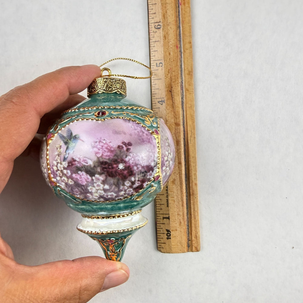 Lena Liu's Hummingbirds Ornaments 1999 Delphinium and Sweet William Garden