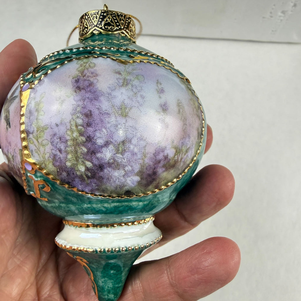 Lena Liu's Hummingbirds Ornaments 1999 Delphinium and Sweet William Garden