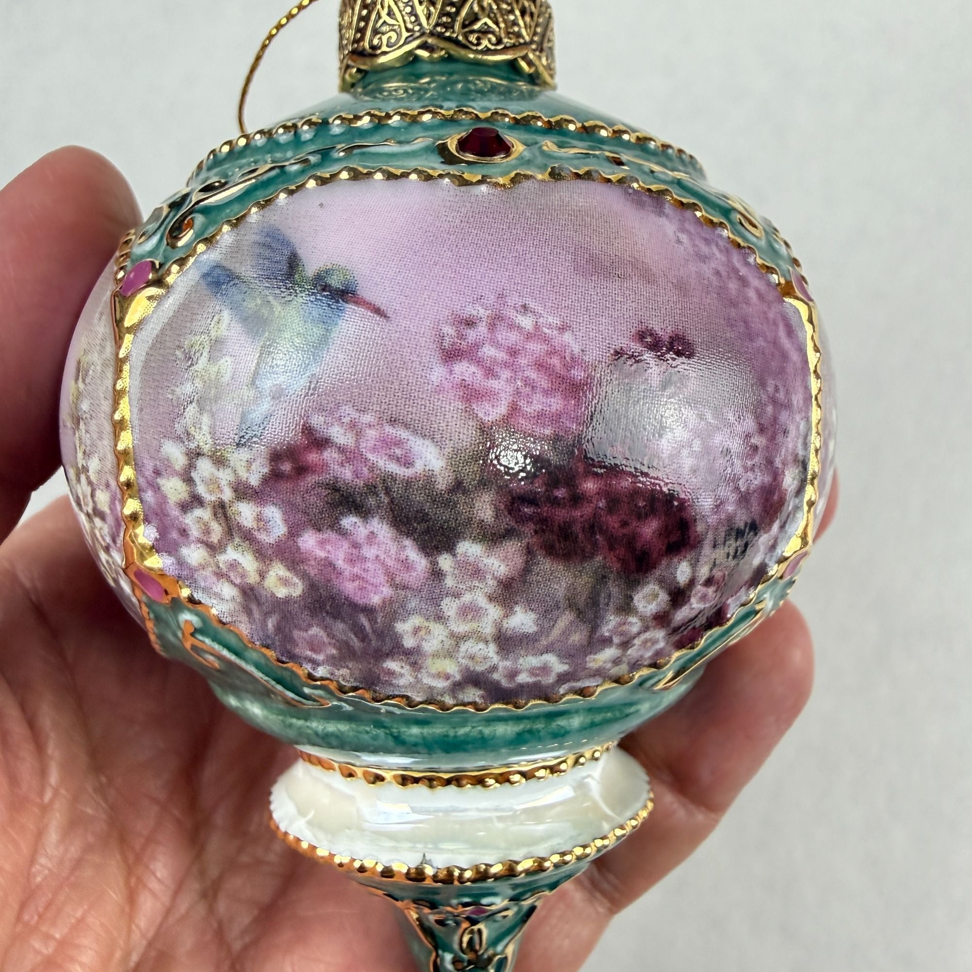 Lena Liu's Hummingbirds Ornaments 1999 Delphinium and Sweet William Garden