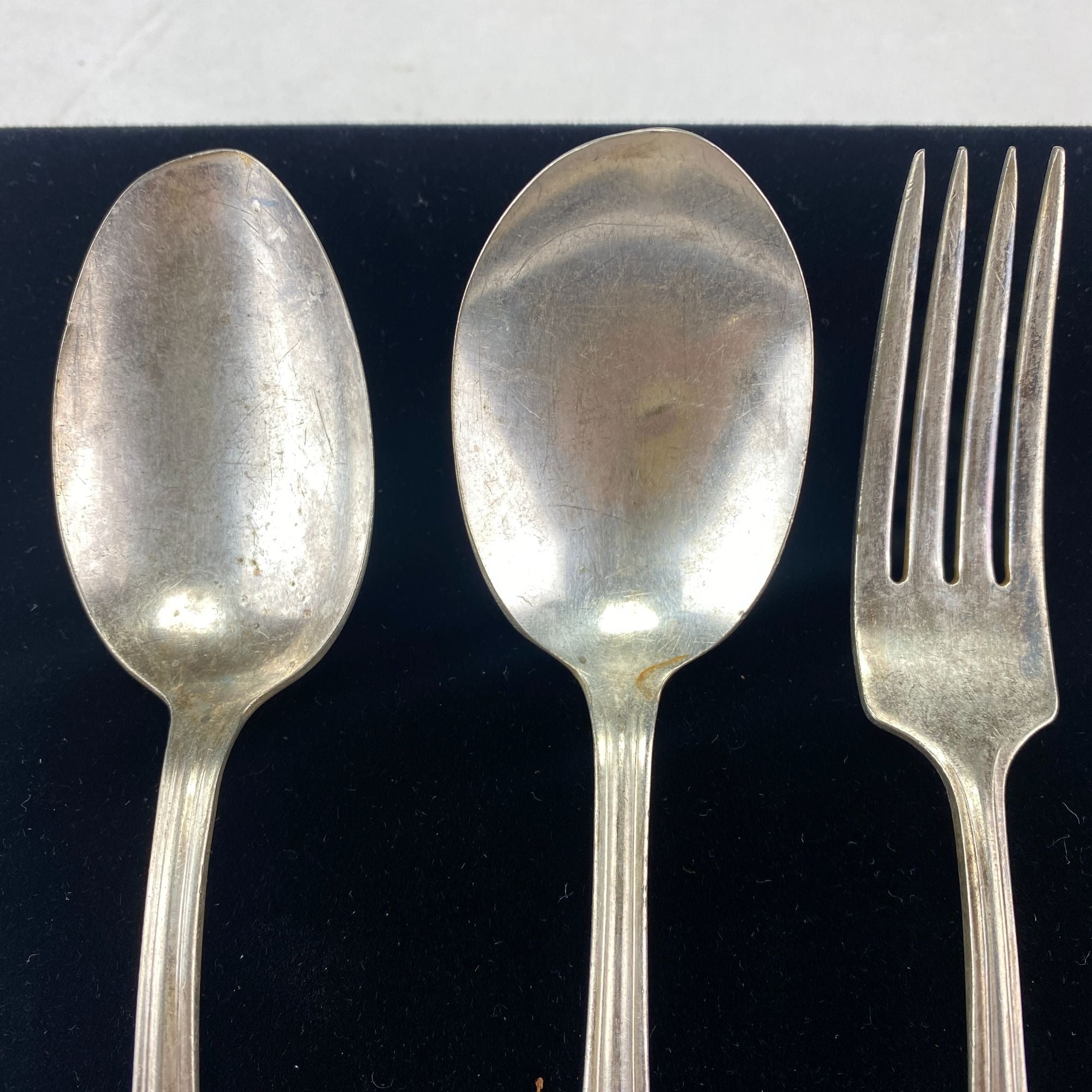 Vintage Oneida Glastonbury Pearl Silverplate Forks Spoons 5 Pcs