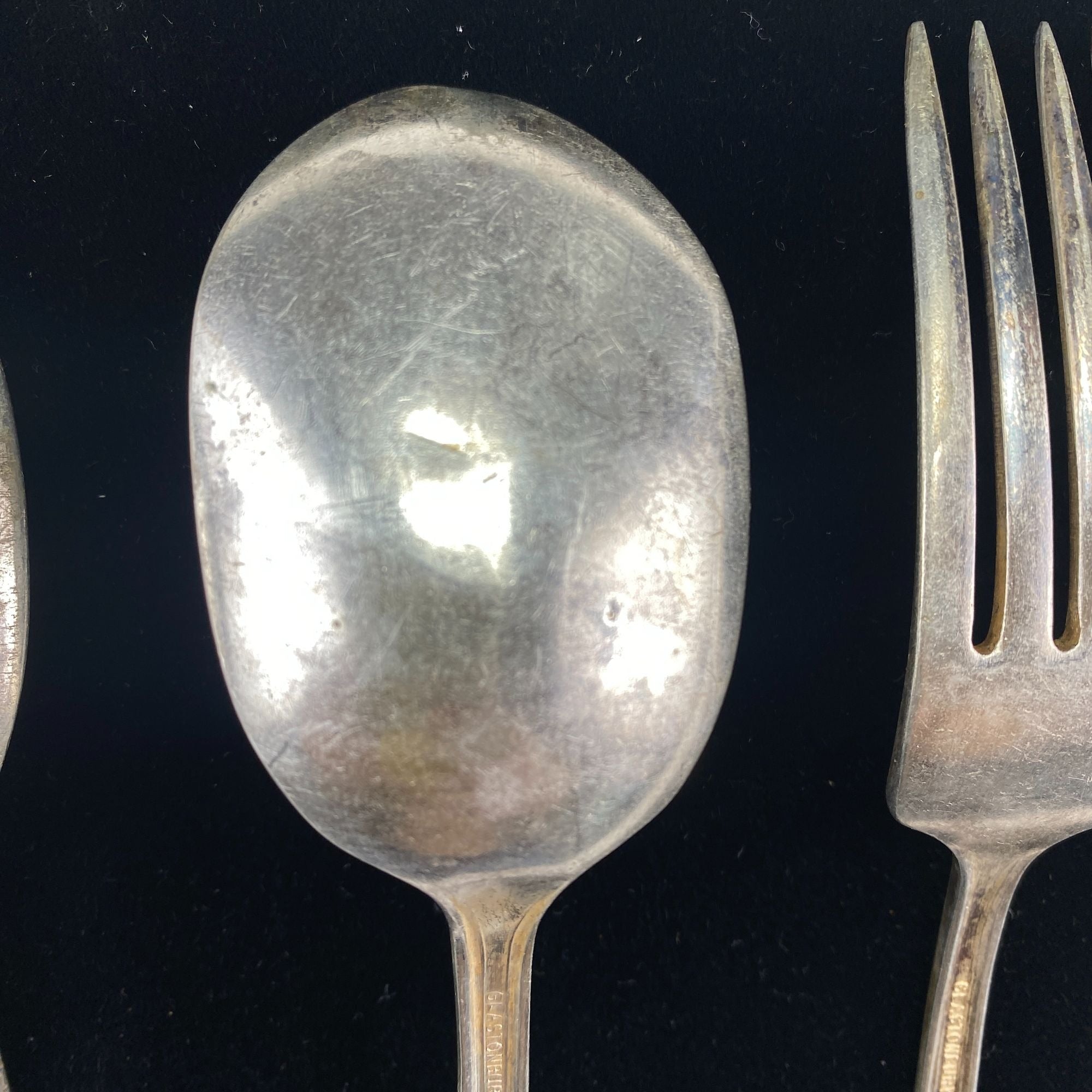 Vintage Oneida Glastonbury Pearl Silverplate Forks Spoons 5 Pcs