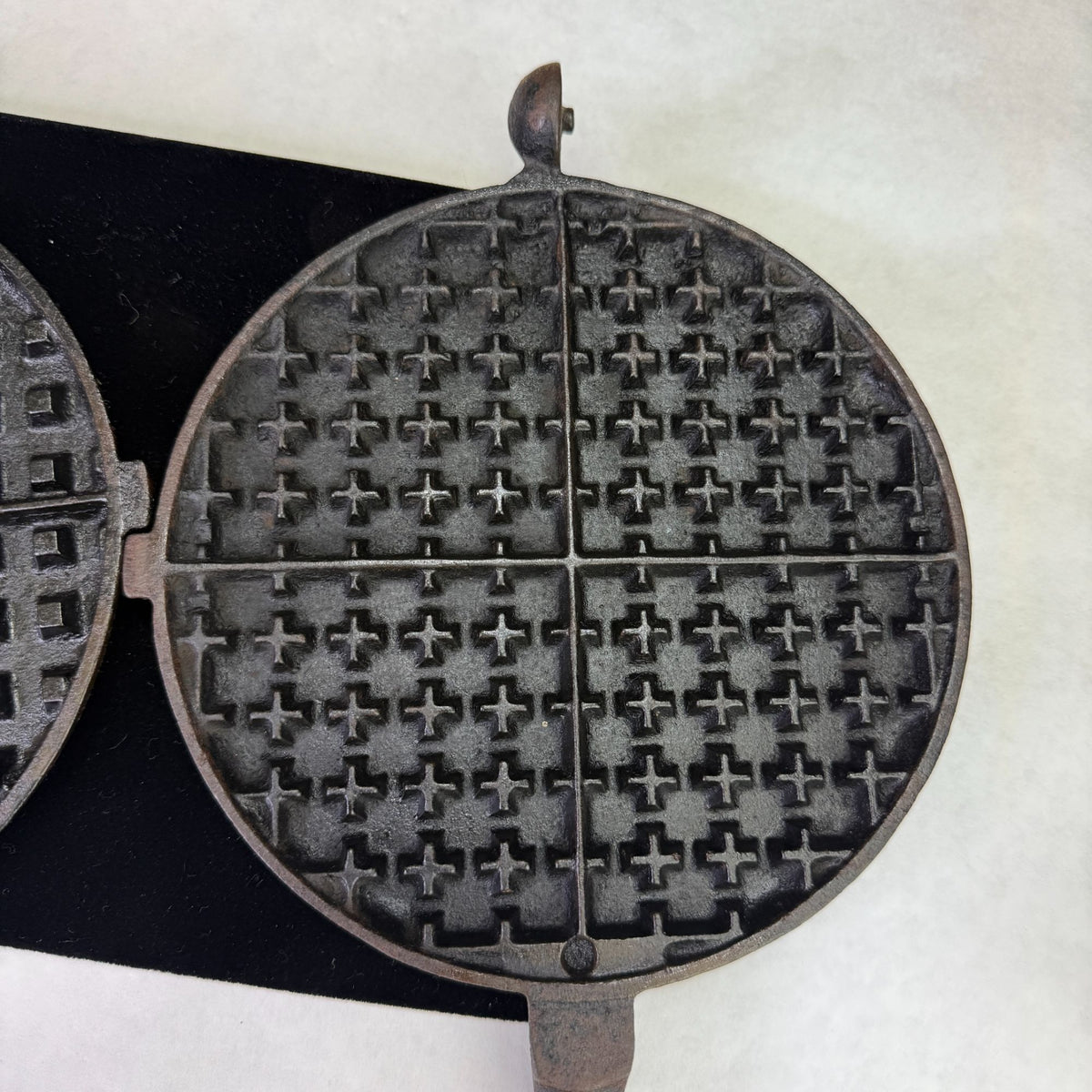 Vintage Shapleigh #8 Cast Iron Waffle Iron No Base