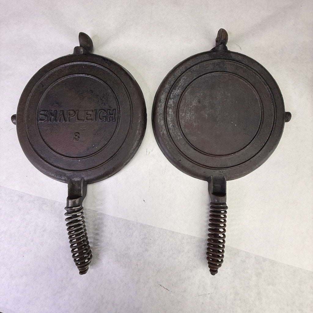 Vintage Shapleigh #8 Cast Iron Waffle Iron No Base