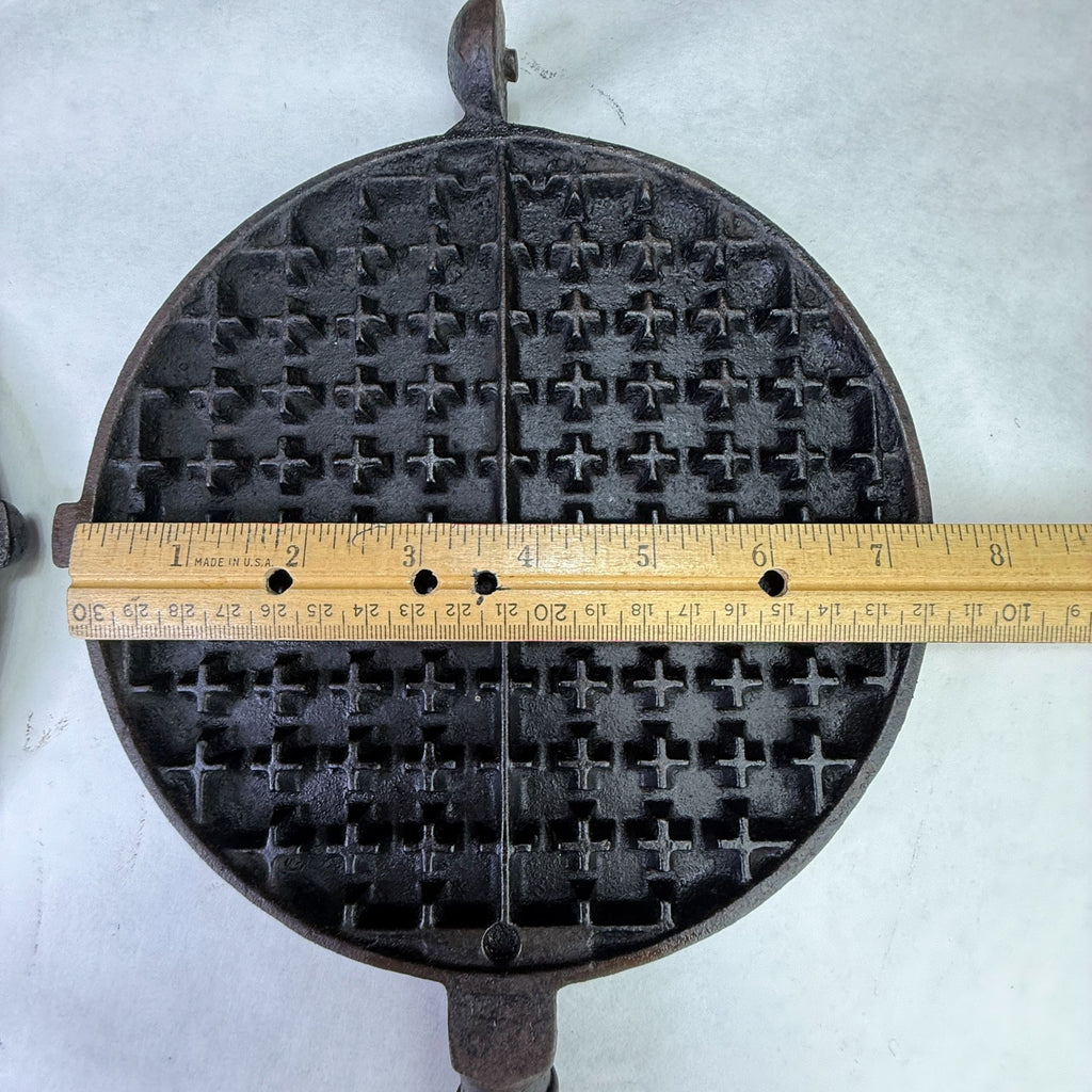 Vintage Shapleigh #8 Cast Iron Waffle Iron No Base
