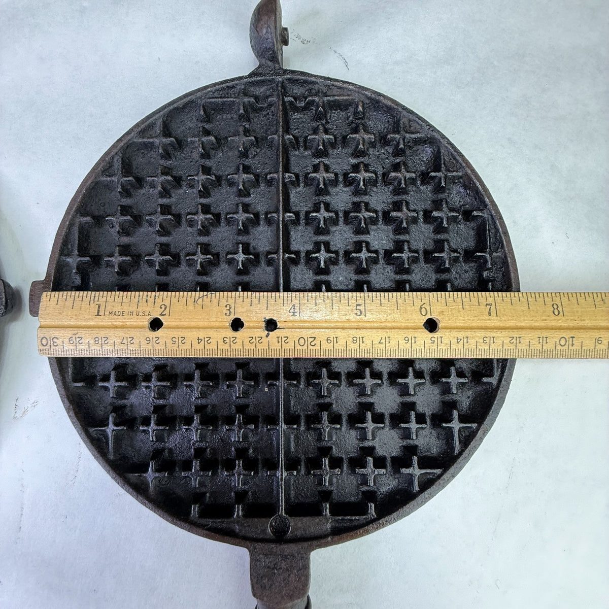 Vintage Shapleigh #8 Cast Iron Waffle Iron No Base