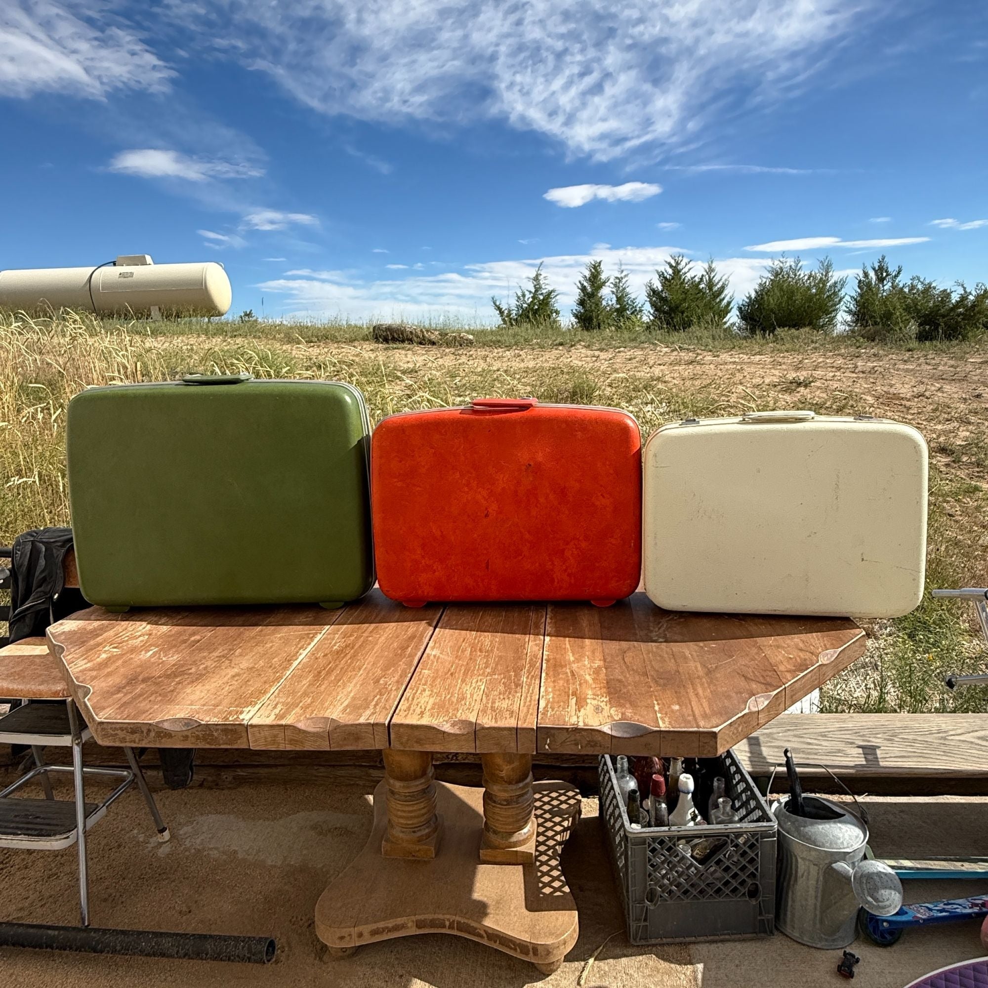 Vintage Retro Hard Side Luggage Suitcases!