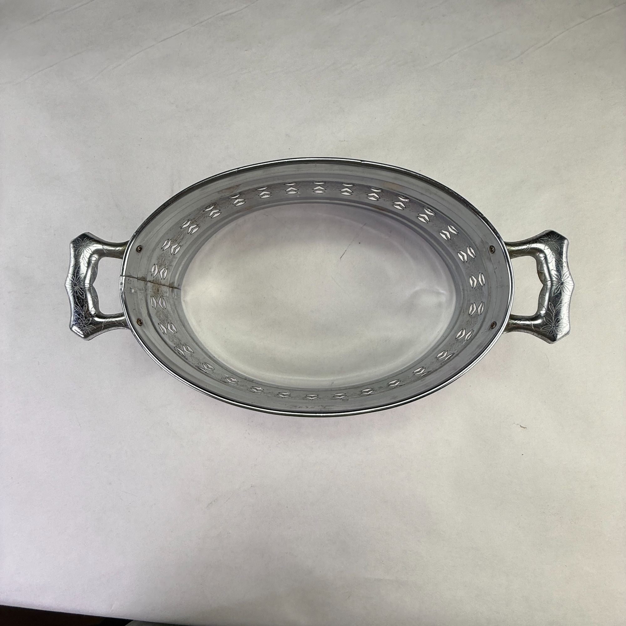 Vintage Oval Metal Filigree Serving Stand With Handles